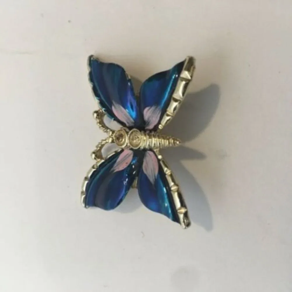 Beautiful BLUE BUTTERFLY BROOCH Lapel PIN Enamel ‎ Rhinestone Gold Tone Jewelry